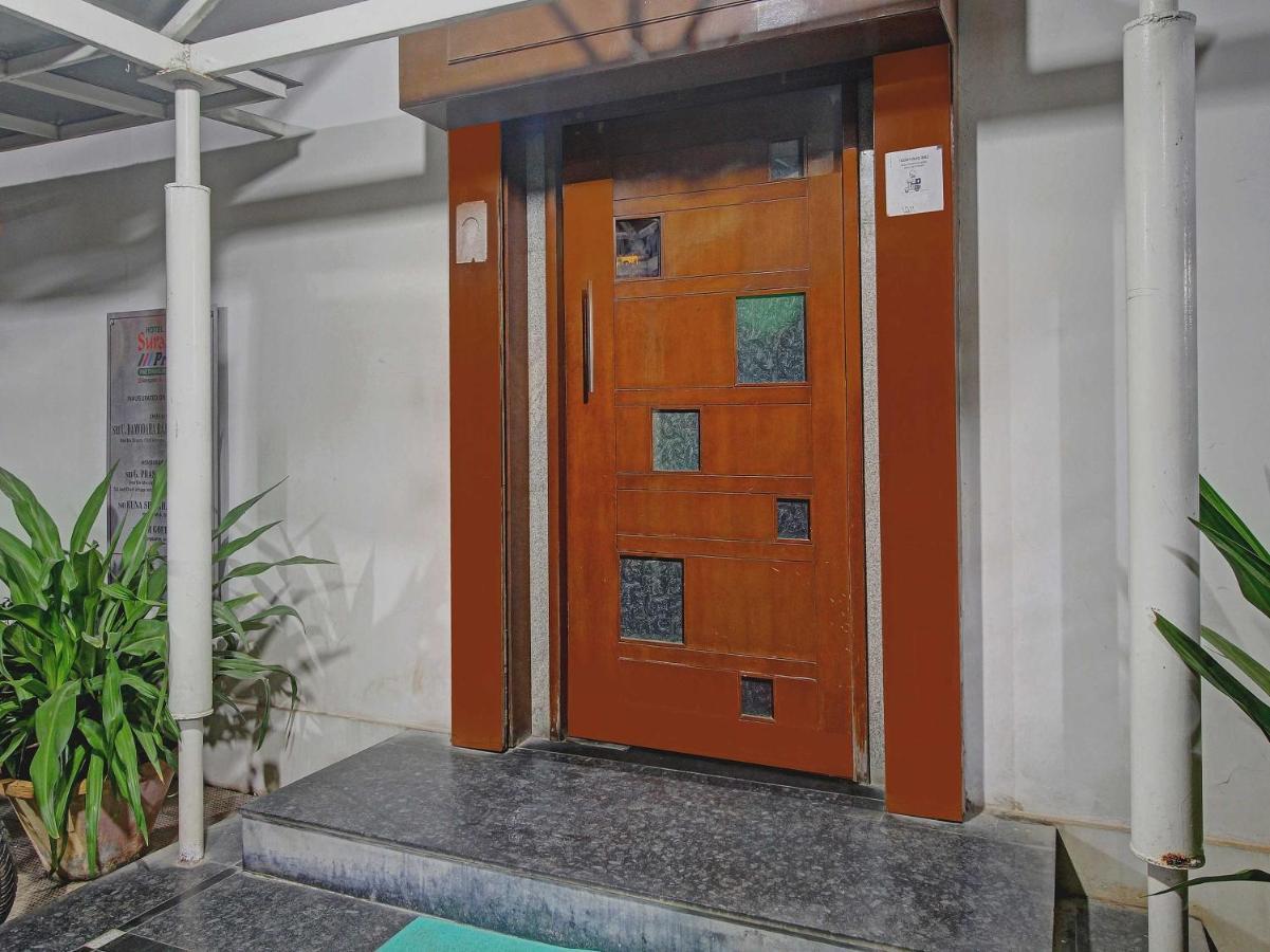 Collection O 82357 Hotel Surabhi Pride Trimulgherry Buitenkant foto
