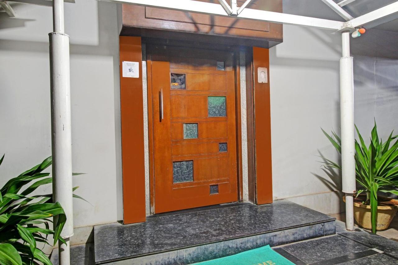 Collection O 82357 Hotel Surabhi Pride Trimulgherry Buitenkant foto
